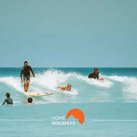 #010 Marina By Holidays شقة