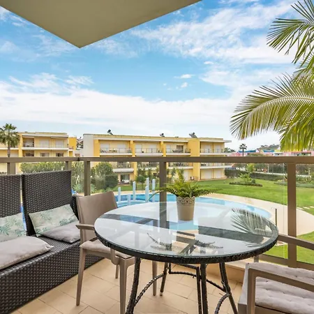 Apartment #010 Marina View Pool & Balcony Albufeira