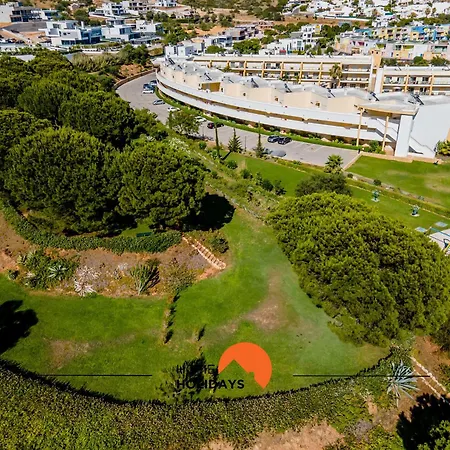 #010 Marina View Pool & Balcony Apartment Albufeira