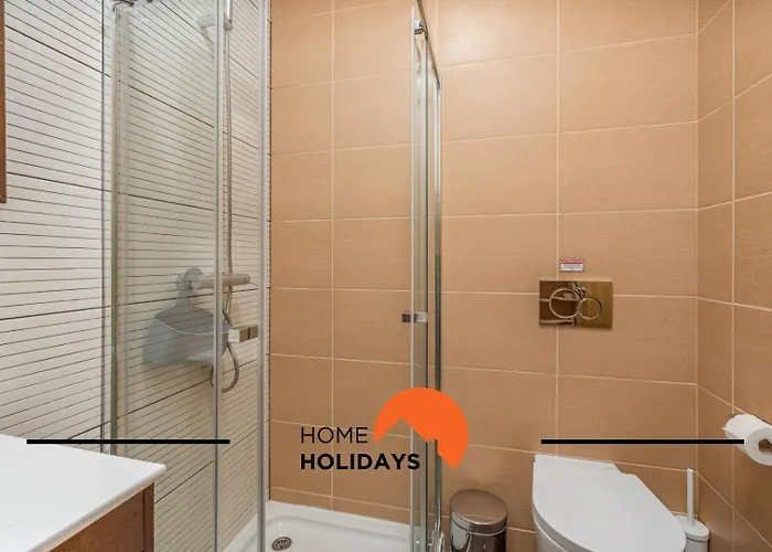 Lägenhet #010 Marina By Holidays