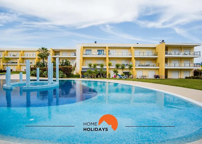 #010 Marina By Holidays Lägenhet *