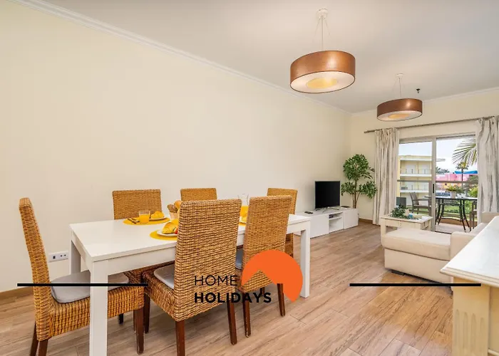 #010 Marina By Holidays Lägenhet