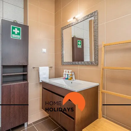 #010 Marina By Holidays